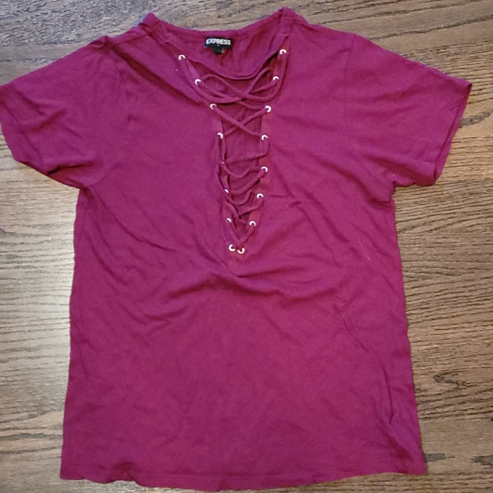 Lace up Express t-shirt